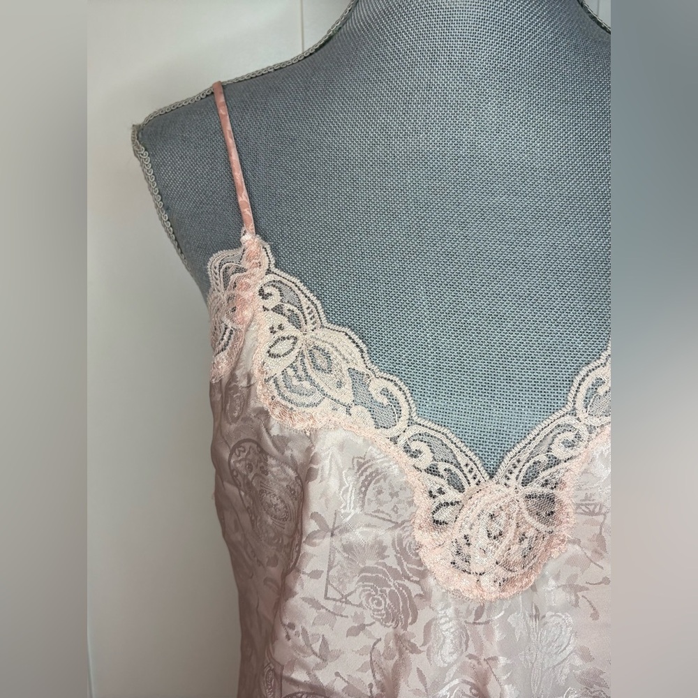Vintage Victoria’s Secret Pink Lace Satin Slip Dress Y2K Size S - Picture 4 of 9